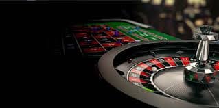 Người dùng Việt Nam trải nghiệm cá cược thể thao và casino trên điện thoại di động st666